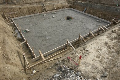 Ferdig planert fundament klar til stoping Ferdig planert fundament klar til stoping