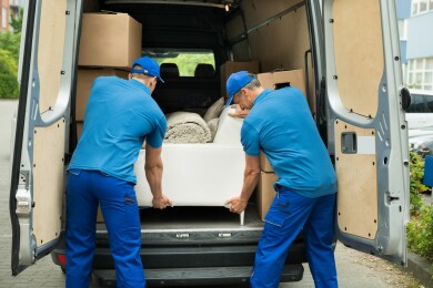 Flyttehjelp og flyttetransport Flyttehjelp og flyttetransport