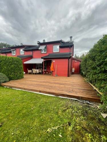 Snekker Omid Javanmiri