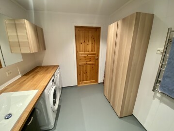 Lister Snekker & Maler Service, Avd Av Ultrajet AS