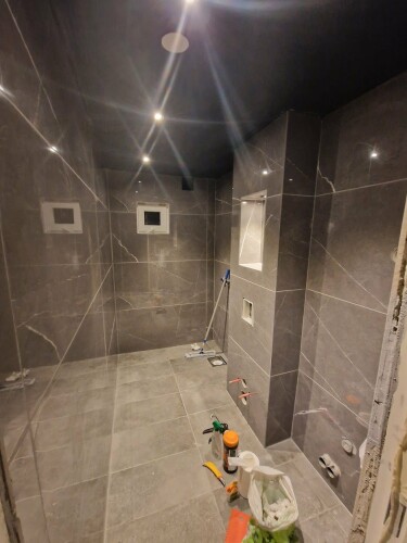 Snekker Omid Javanmiri