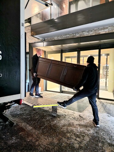 123 Flytting & Transport AS