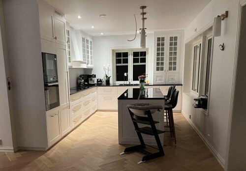 Mario Møbler Mariusz Niedzielski