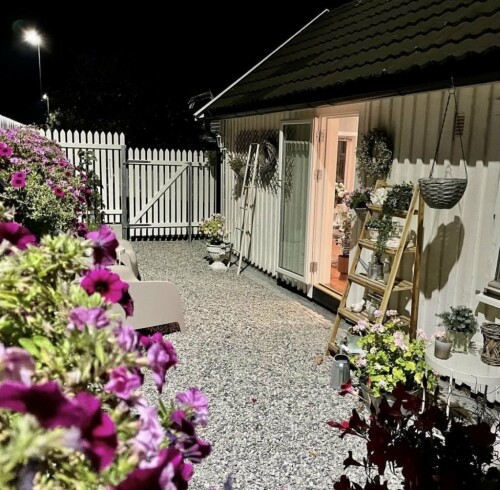 Vaktmester Og Hageservice AS