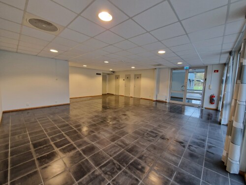 Double M Renhold, Apolskyte