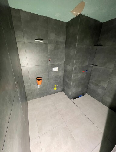 Busy Bees - Karol Pietrak