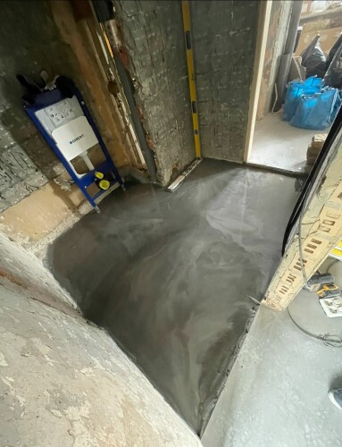 Busy Bees - Karol Pietrak