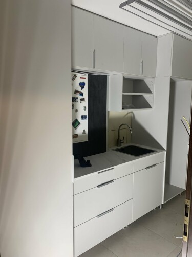 Mario Møbler Mariusz Niedzielski