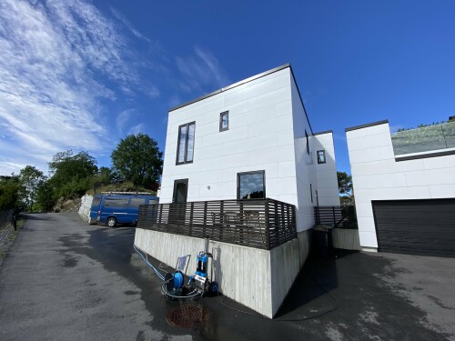 AQUAMAN SERVICE - David Jaros