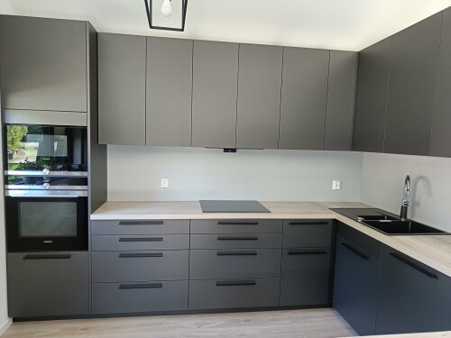 Mario Møbler Mariusz Niedzielski