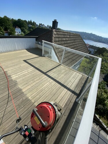 AQUAMAN SERVICE - David Jaros