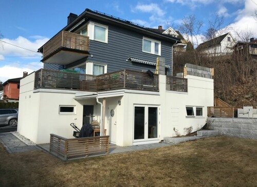 Busy Bees - Karol Pietrak