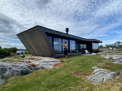 AQUAMAN SERVICE - David Jaros