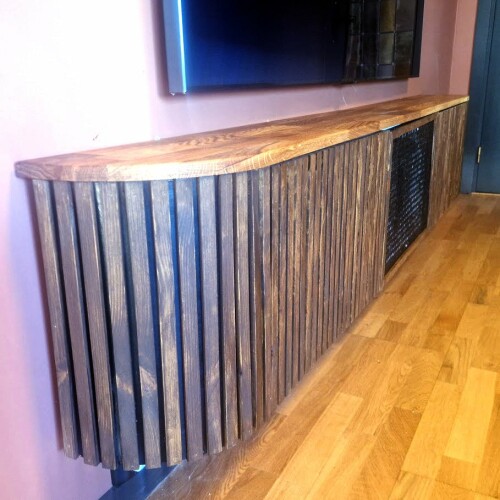 Snekker Omid Javanmiri