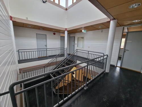 Double M Renhold, Apolskyte