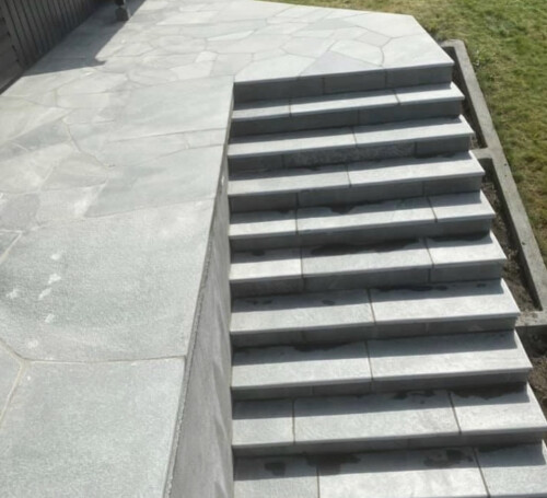 Qorban Stein Solid AS