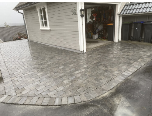 Qorban Stein Solid AS