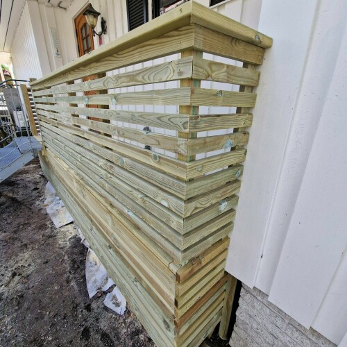 Snekker Omid Javanmiri