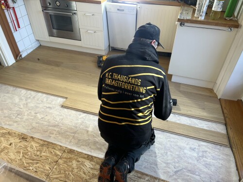 Maler Firma HS&Entreprenør Hubert Kwasniewski Maler Firma HS&Entreprenør Hubert Kwasniewski