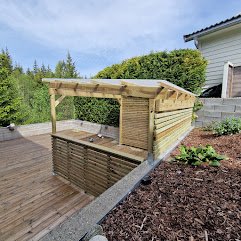 Snekker Omid Javanmiri