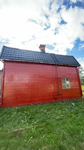 Fanebust Tak Og Fasade