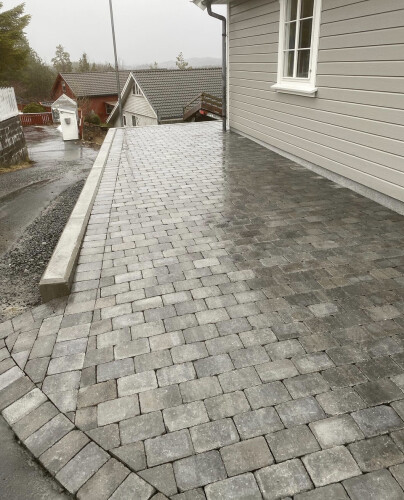 Qorban Stein Solid AS