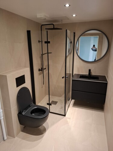 Mur & Flis Costiniuc