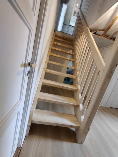 Brittan Snekker Og Hageservice