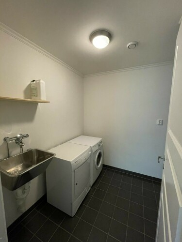 Era- Flytting & Renhold Ajvazi