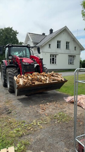 Grimstad Ved & Hageservice