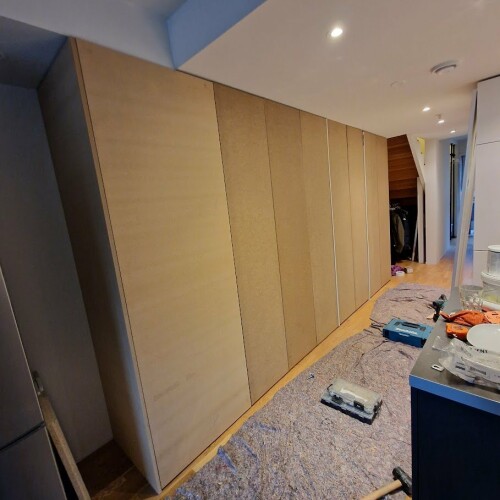 Snekker Omid Javanmiri