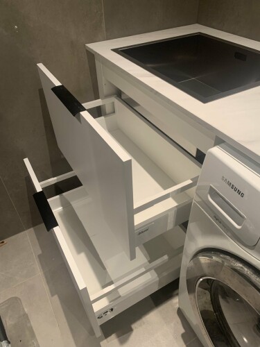 Mario Møbler Mariusz Niedzielski