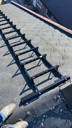 Fanebust Tak Og Fasade