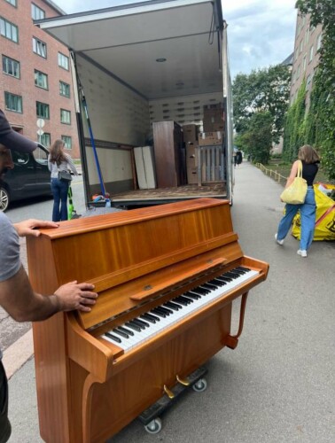 Af Frakt Alan AL-Babi