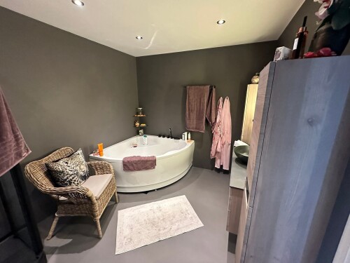 Arntzen Transport & Håndverkerformidling