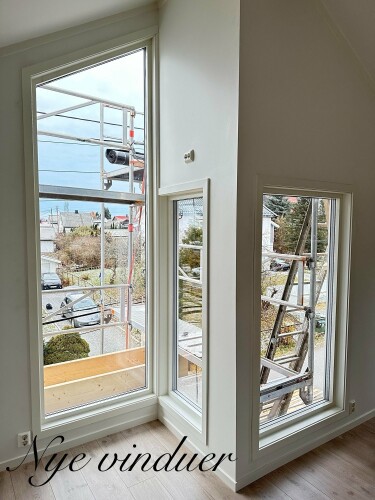 BYGG- OG TØMRERMESTER FRANK SAMUELSEN KVÆRNER