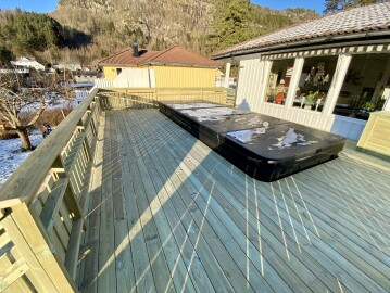 Lister Snekker & Maler Service, Avd Av Ultrajet AS