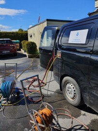 Ashuri Vindu Og Fasade Glans