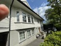 IMG 3269 Fasadevask, rens av takrenne og sjekk av møneplanker
