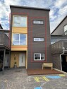 Fasade front markert 3 Skifte 6 vinduer i rekkehus