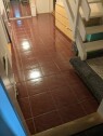PXL 20251026 084708141 Fjerne 4.2m2 34x34cm fliser fra betonggulv