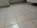 IMG 20251003 123145683 MFNR Legge ca 10 kvm linoleum på badegulv på fliser som har sprukket