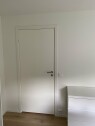 IMG 1997 Tapetsere 1 vegg. Ca 9 kvm. Helt ny leilighet