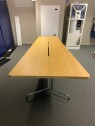 Frakte konferansebord