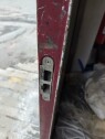1000042398 Vi skal montere Yale doorman på vår ytterdør til lokalen.