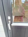 20240930 153339 Skifte ut dørhåndtak på verandadør med lås