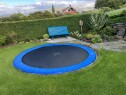 Trampoline